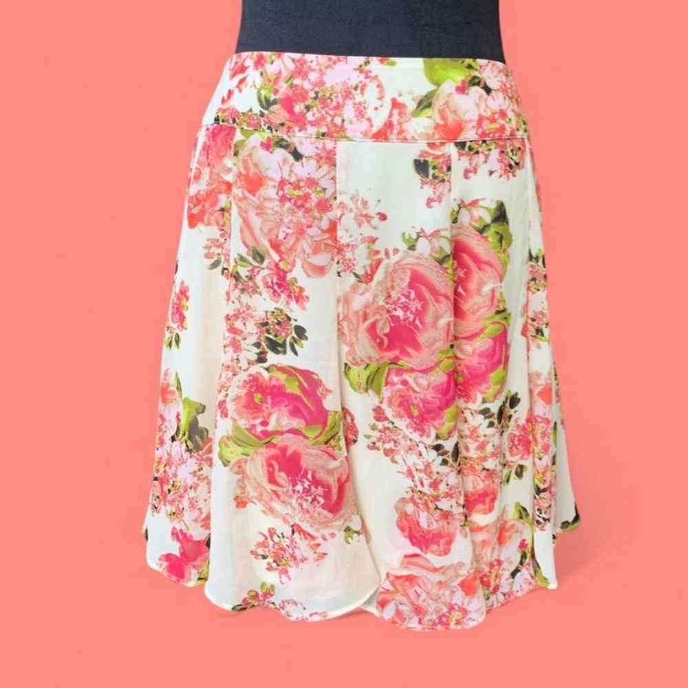 Feminine Cottagecore Soft Girl Aesthetic Pink and Cream Floral Skirt